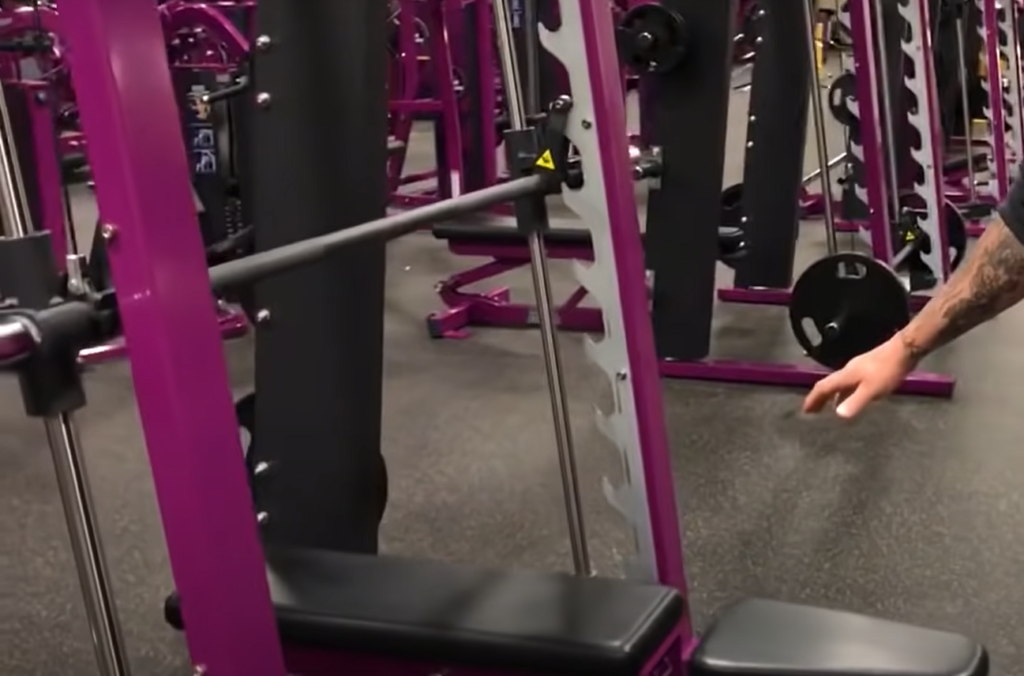 What Is a Smith Machine Bar?