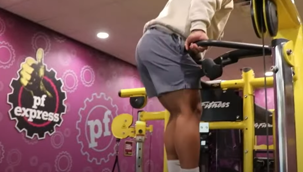 What are the cons of Planet Fitness?